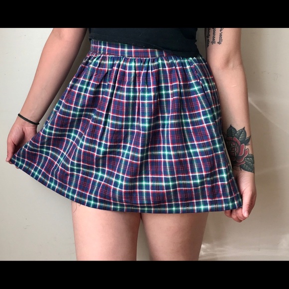 Plaid High Waisted Skirt - Picture 3 of 5